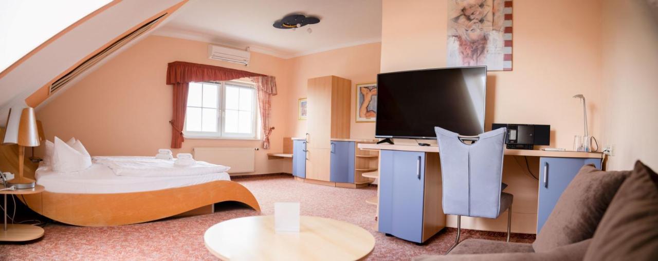 Hotel Am Uckersee Röpersdorf Dış mekan fotoğraf